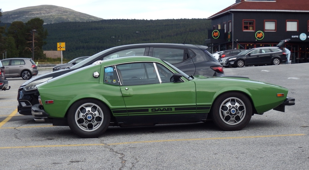 saabs